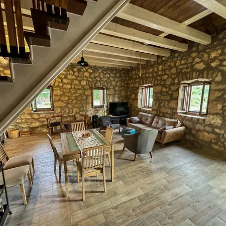 Zlatna Glavica Вилла