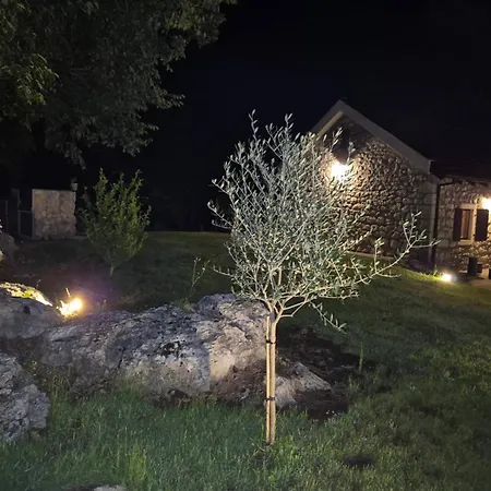 Zlatna Glavica Вилла *